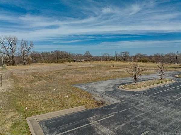 2.11 Acres of Commercial Land for Sale in Bartlesville, Oklahoma