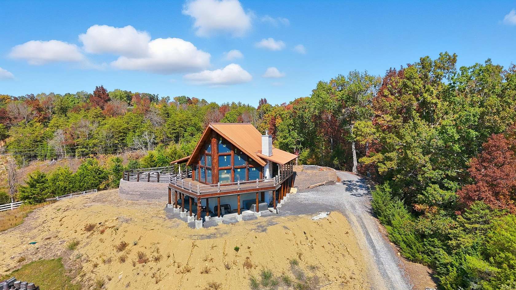 7.25 Acres of Residential Land with Home for Sale in Dandridge, Tennessee