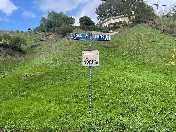 0.19 Acres of Land for Sale in Woodland Hills, California