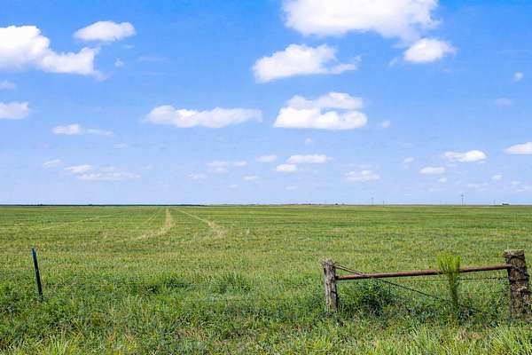 10 Acres of Land for Sale in Amarillo, Texas