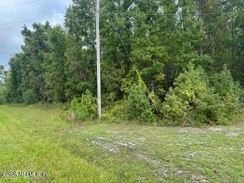 4 Acres of Land for Sale in Lawtey, Florida