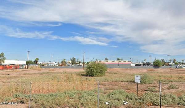2.33 Acres of Commercial Land for Sale in Phoenix, Arizona
