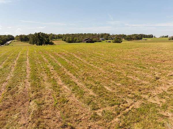 10 Acres of Land for Sale in Billings, Missouri