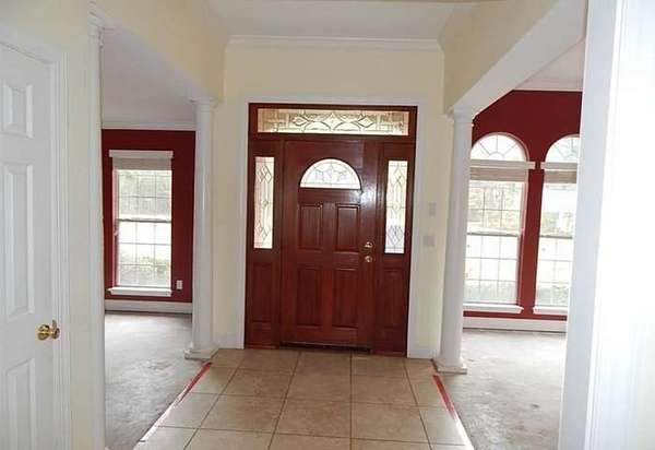 5 Acres of Residential Land with Home for Sale in Tallahassee, Florida