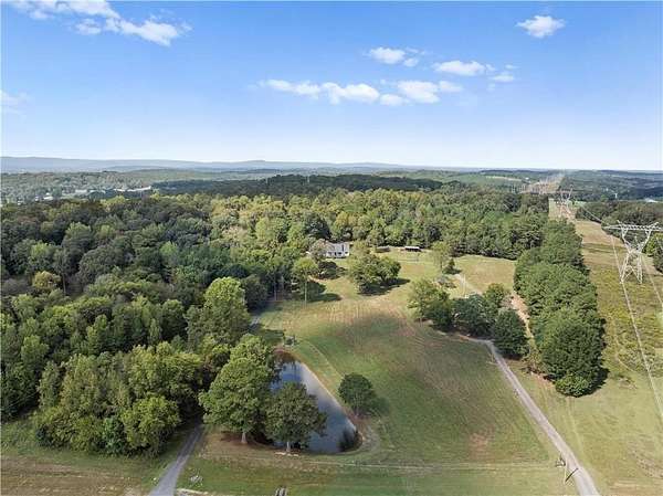 3.45 Acres of Residential Land with Home for Sale in Calhoun, Georgia