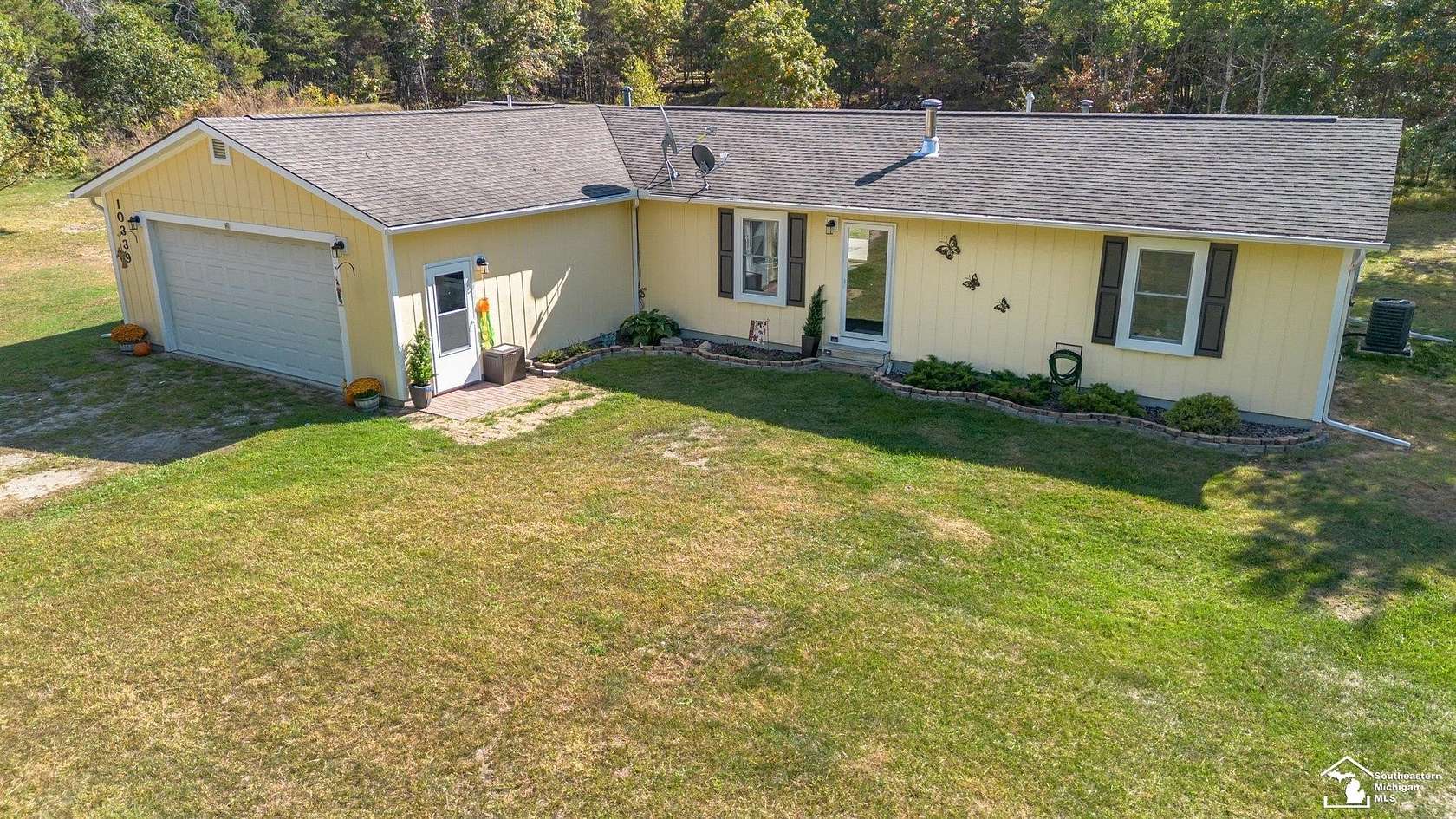 2.17 Acres of Residential Land with Home for Sale in Roscommon, Michigan