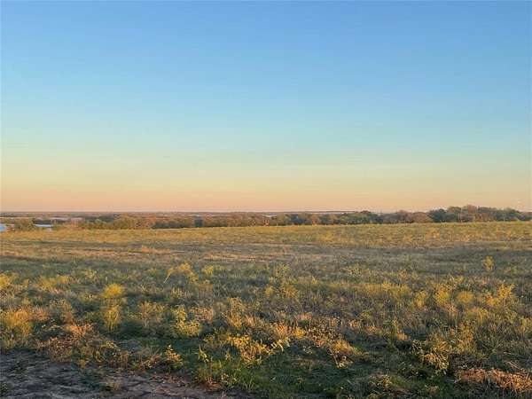 20 Acres of Land for Sale in Mount Calm, Texas