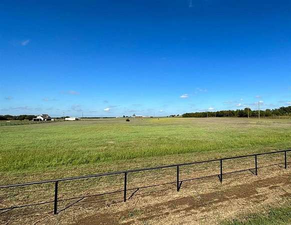 2.8 Acres of Residential Land for Sale in Whitesboro, Texas