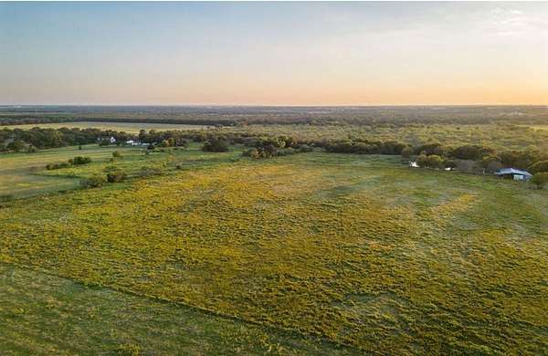 1 Acre of Residential Land for Sale in Elm Mott, Texas