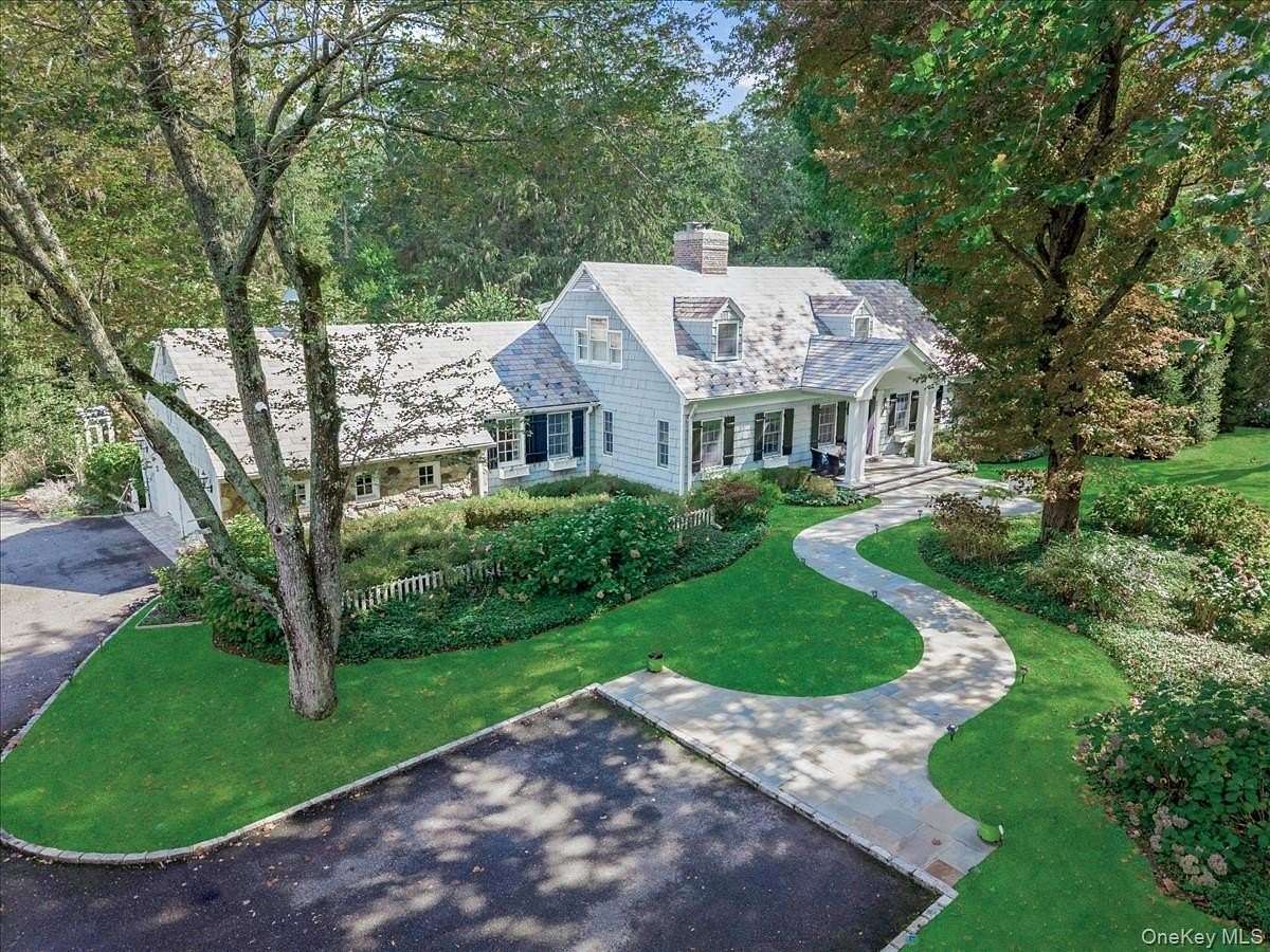 2 Acres of Residential Land with Home for Sale in Brookville, New York