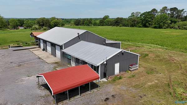 2 Acres of Improved Commercial Land for Sale in Blountsville, Alabama