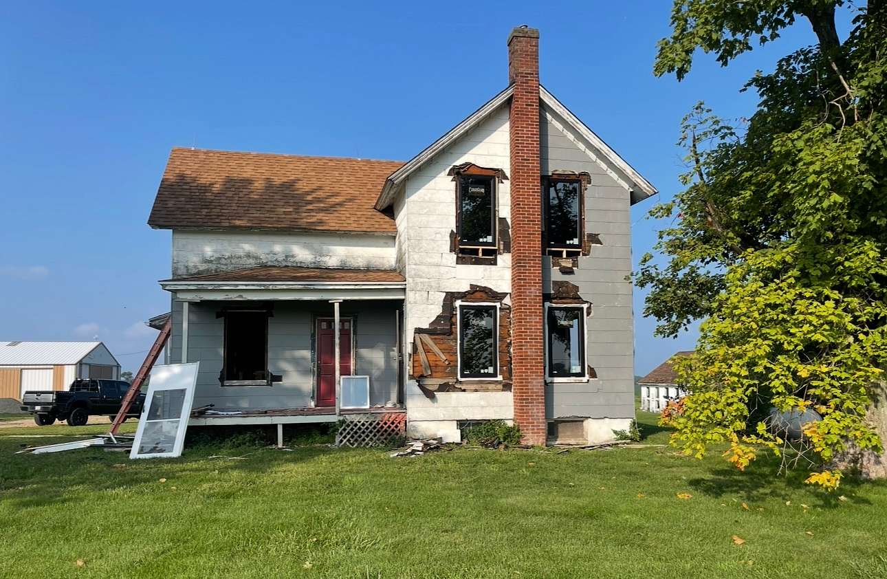 6 Acres of Improved Land for Sale in Hampshire, Illinois