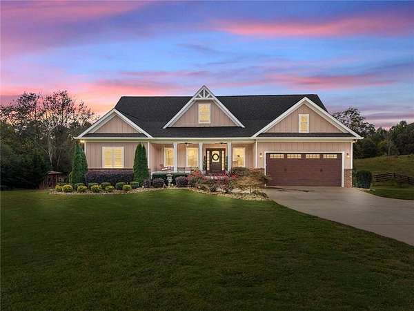 4 Acres of Land with Home for Sale in Alto, Georgia