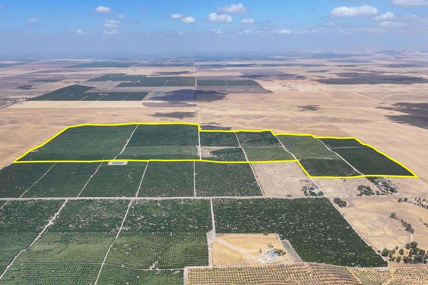 279 Acres of Agricultural Land for Sale in Richgrove, California