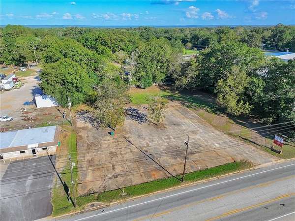 1.38 Acres of Commercial Land for Sale in Citronelle, Alabama