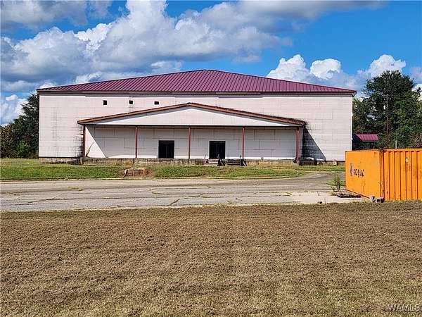 3.8 Acres of Residential Land with Home for Sale in Tuscaloosa, Alabama