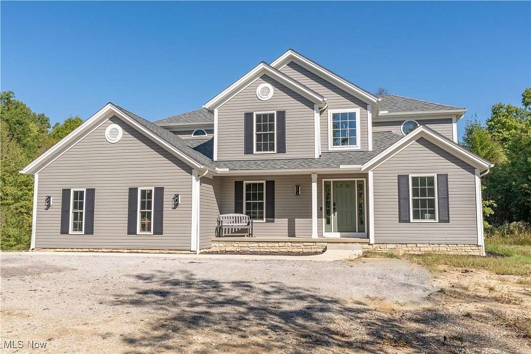 5.69 Acres of Residential Land with Home for Sale in Alliance, Ohio