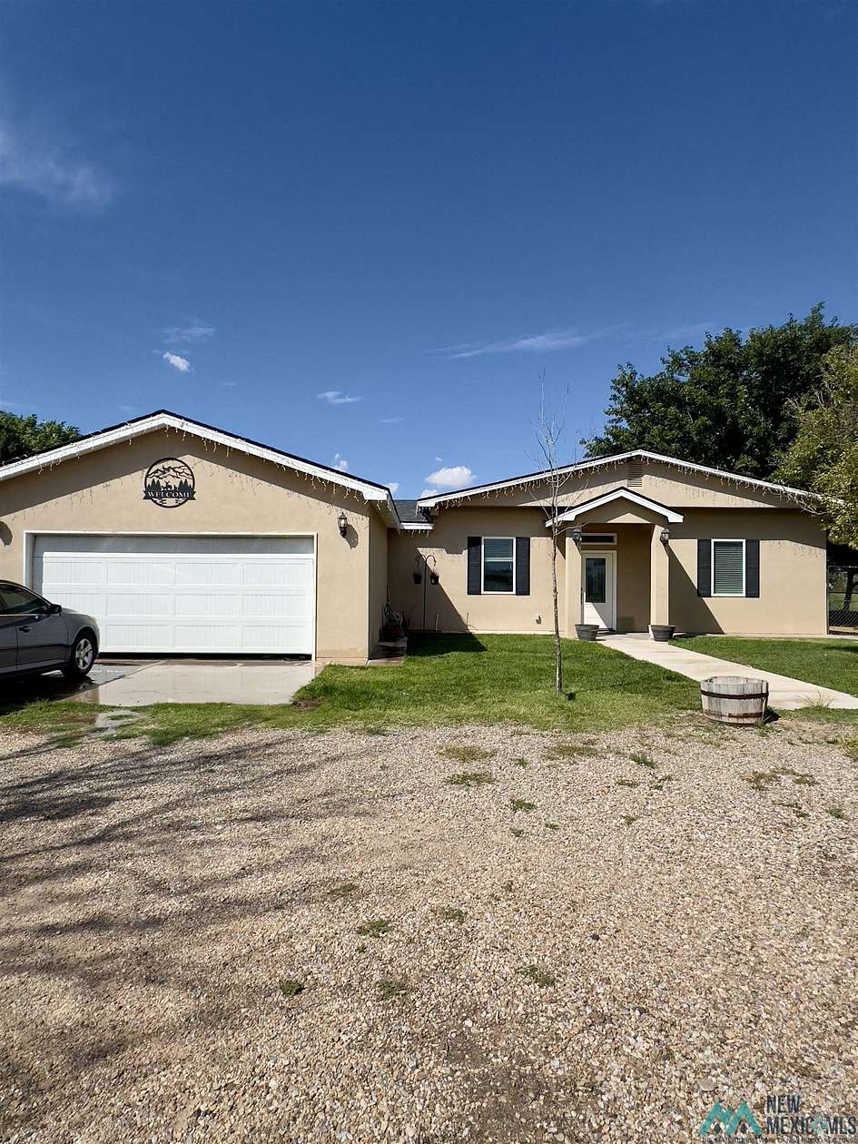 5 Acres of Residential Land with Home for Sale in Roswell, New Mexico