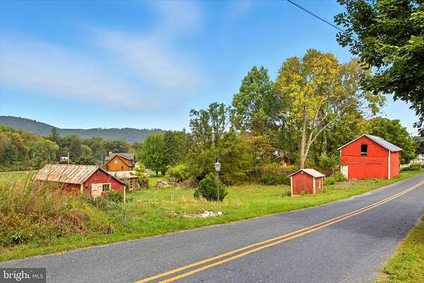 3.9 Acres of Residential Land with Home for Sale in Gardners, Pennsylvania