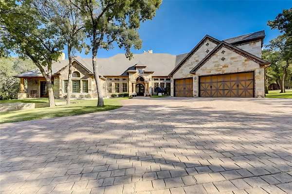 4.88 Acres of Land with Home for Sale in Aubrey, Texas