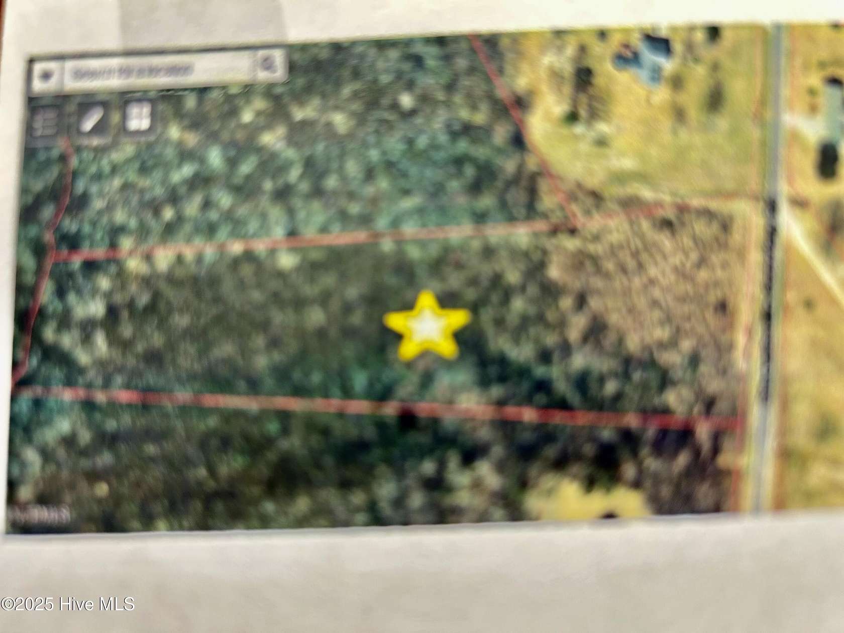 6 Acres of Residential Land for Sale in Laurinburg, North Carolina