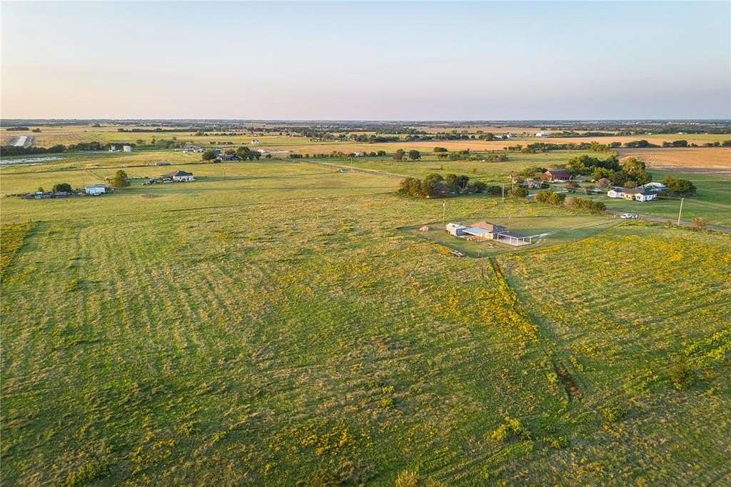 3 Acres of Residential Land for Sale in Elm Mott, Texas