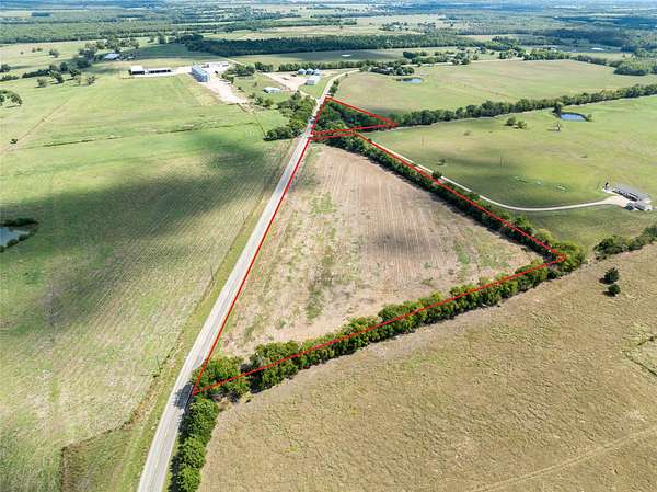 9.26 Acres of Land for Sale in Lake Creek, Texas