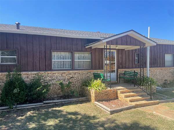 1.6 Acres of Land with Home for Sale in Breckenridge, Texas