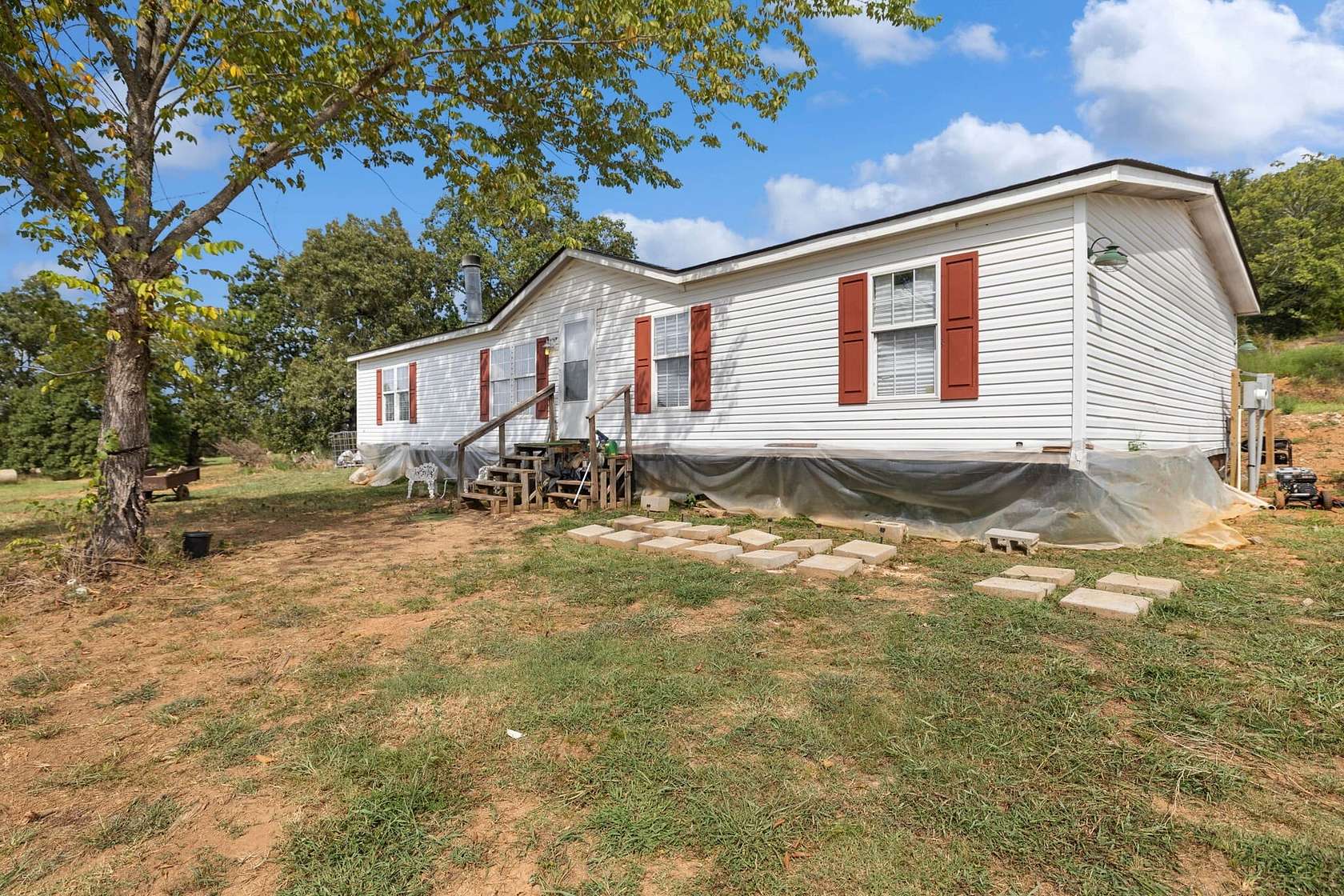 33 Acres of Land with Home for Sale in Mulberry, Arkansas