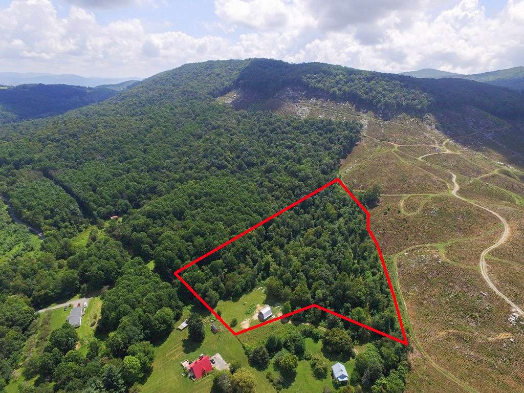 8.47 Acres of Agricultural Land for Sale in Elk Creek, Virginia