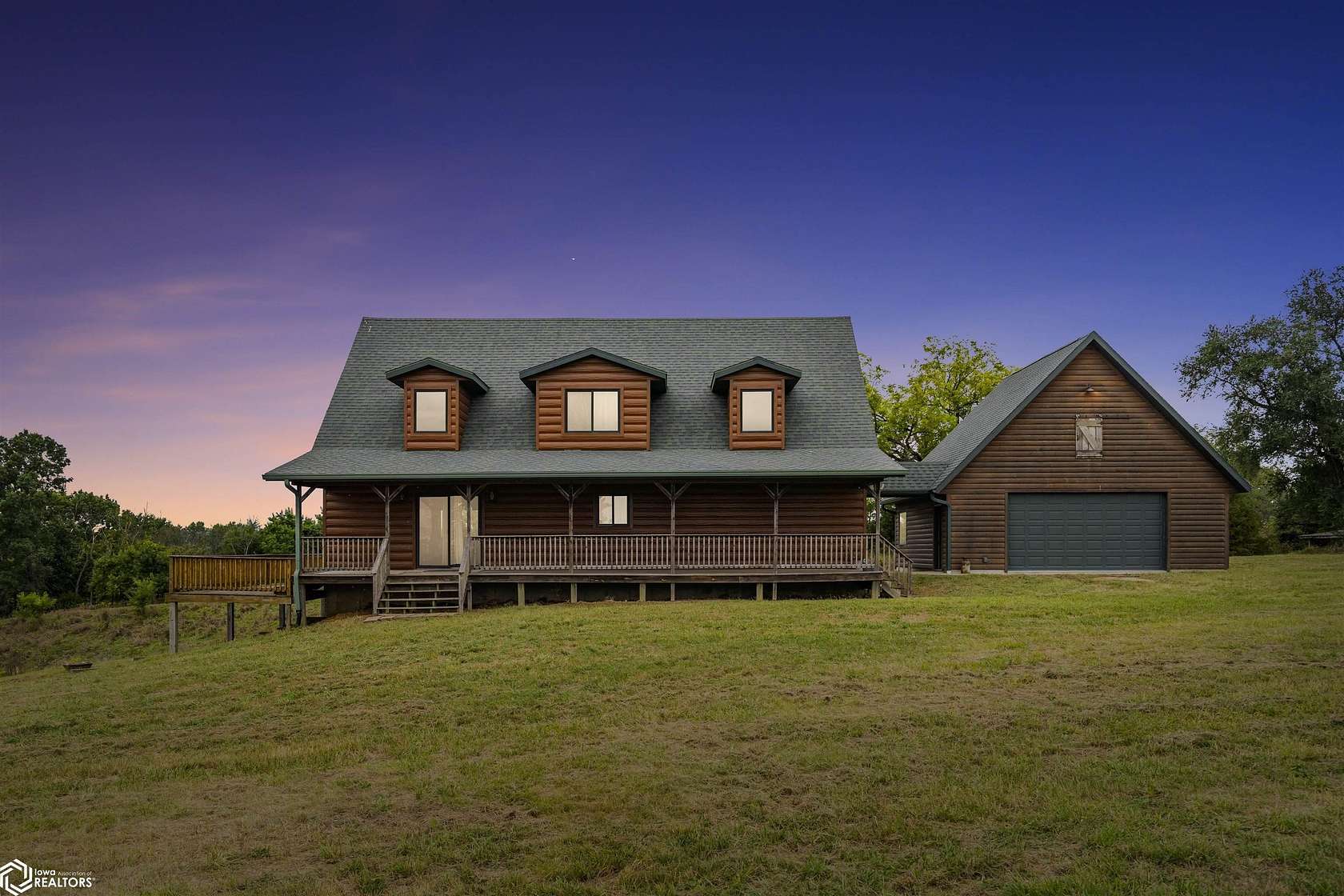 448 Acres of Land with Home for Sale in Cantril, Iowa