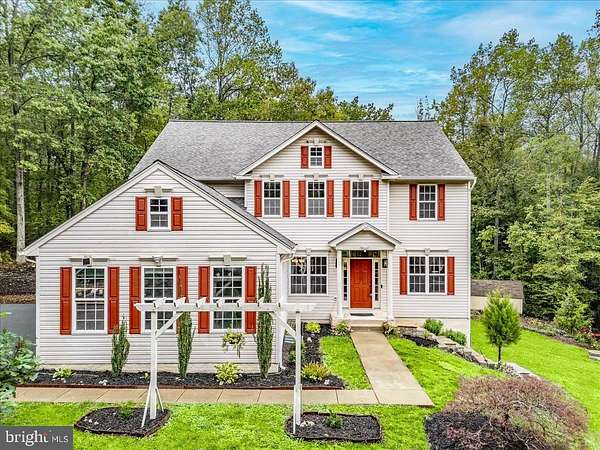 4 Acres of Residential Land with Home for Sale in Fredericksburg, Virginia