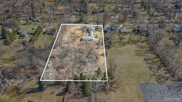 2 Acres of Residential Land with Home for Sale in Waterford, Michigan
