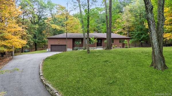 3.2 Acres of Residential Land with Home for Sale in Warwick, New York