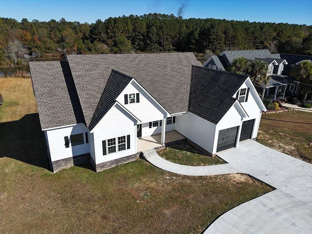 1.6 Acres of Land with Home for Sale in Thomasville, Georgia