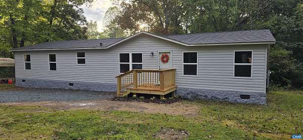 3.53 Acres of Residential Land with Home for Sale in Scottsville, Virginia