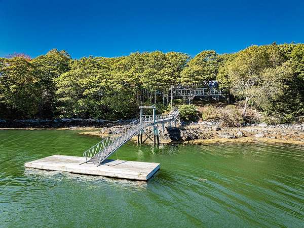 2.5 Acres of Residential Land with Home for Sale in Cushing, Maine