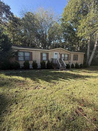 3.79 Acres of Residential Land with Home for Sale in Enoree, South Carolina