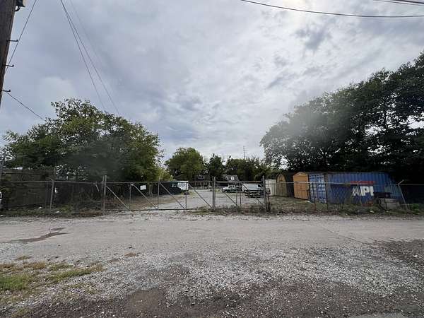 0.34 Acres of Commercial Land for Sale in Nashville, Tennessee