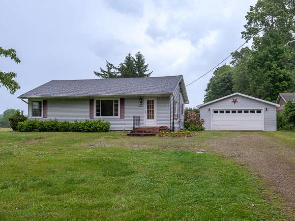 18 Acres of Land with Home for Sale in Battle Creek, Michigan