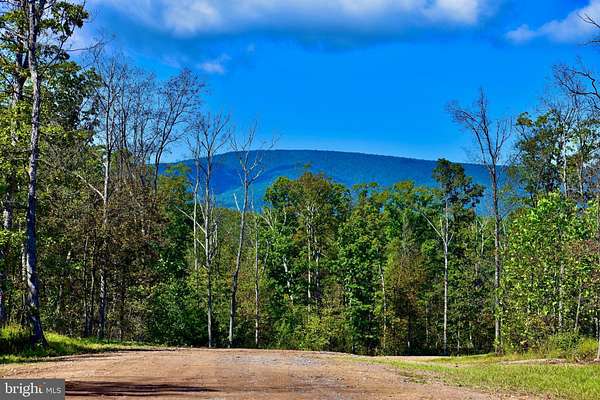 129 Acres of Land for Sale in Winchester, Virginia