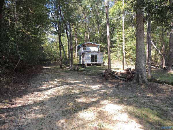 1.19 Acres of Residential Land with Home for Sale in Fort Payne, Alabama