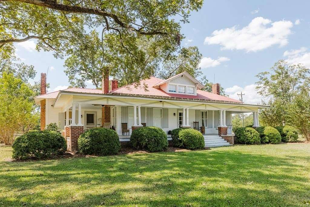 6 Acres of Residential Land with Home for Sale in Parrott, Georgia