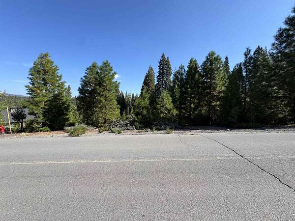 0.42 Acres of Residential Land for Sale in Lake Almanor Peninsula, California