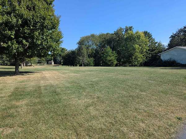 0.39 Acres of Land for Sale in Lake Summerset, Illinois