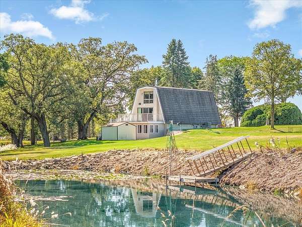 5 Acres of Residential Land with Home for Sale in Davis, Illinois