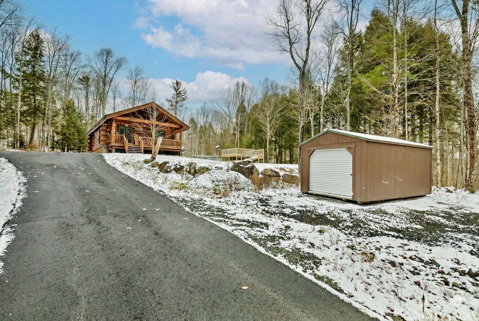 33.5 Acres of Recreational Land with Home for Sale in Gloversville, New York