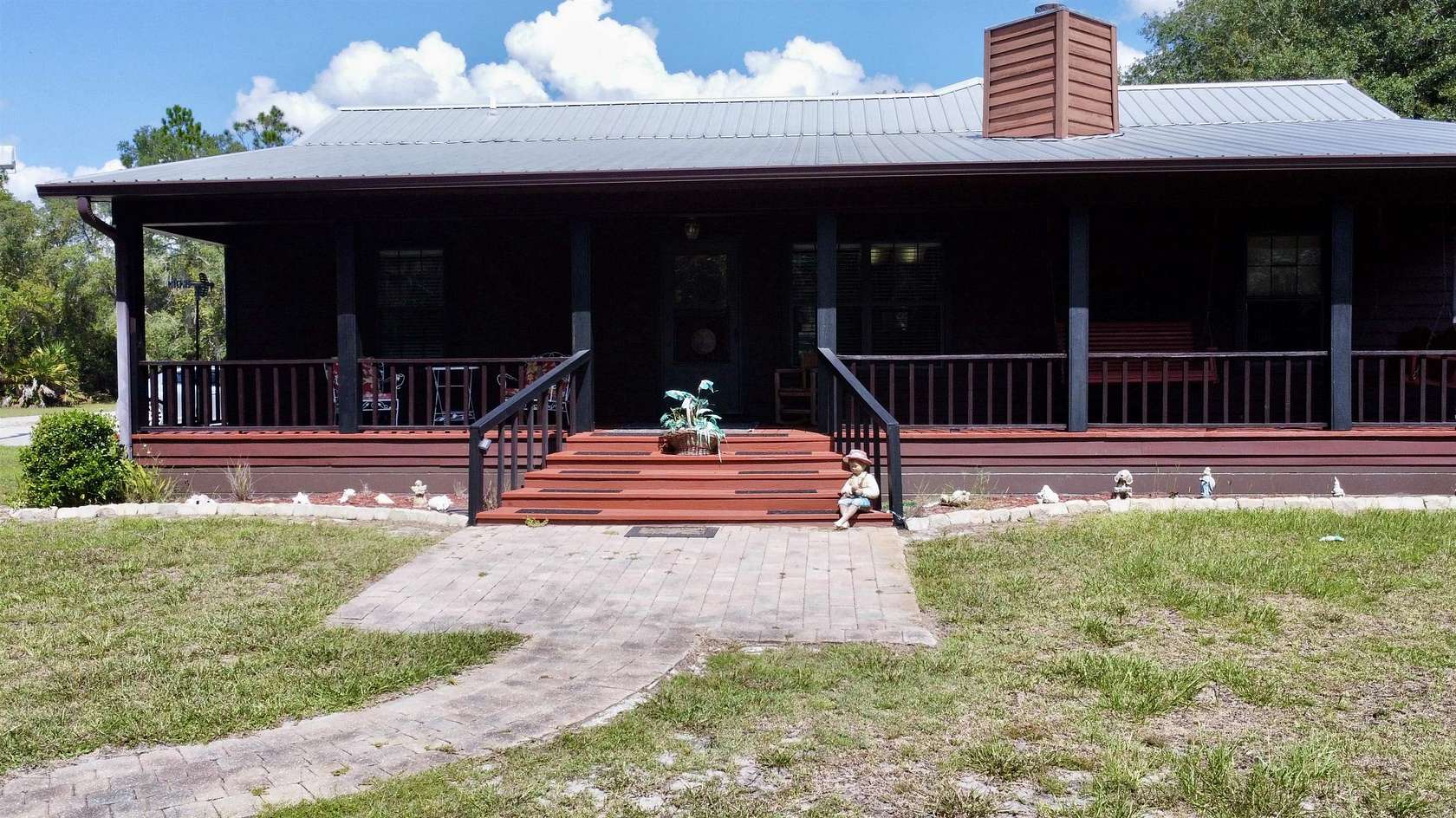 19.4 Acres of Land with Home for Sale in Hawthorne, Florida