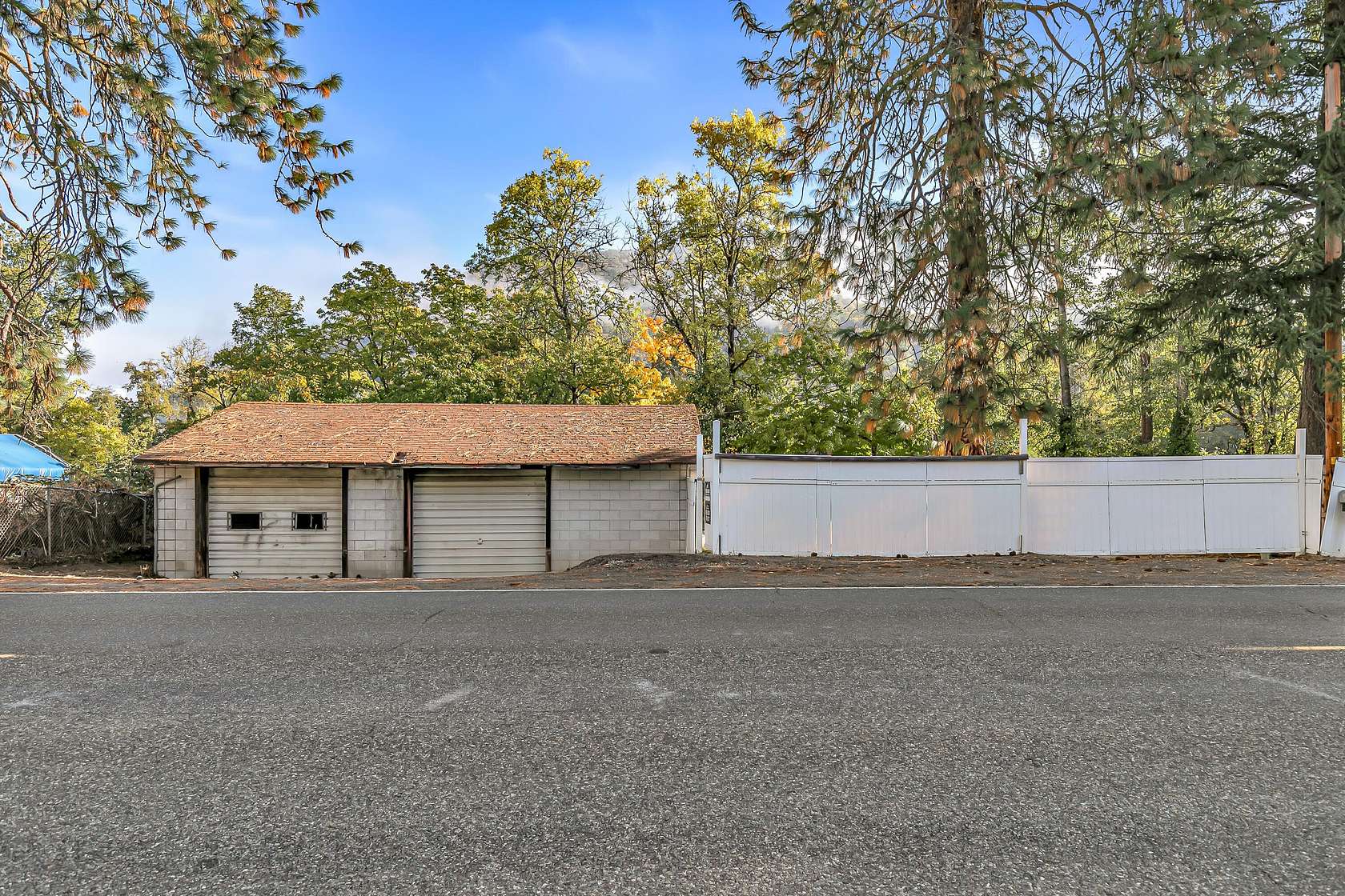 0.15 Acres of Land for Sale in Gold Hill, Oregon