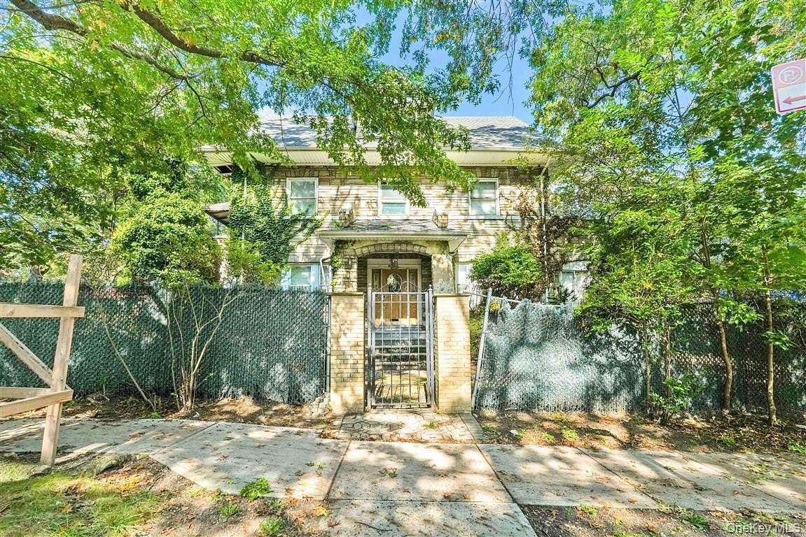 0.23 Acres of Land for Sale in Kew Gardens, New York